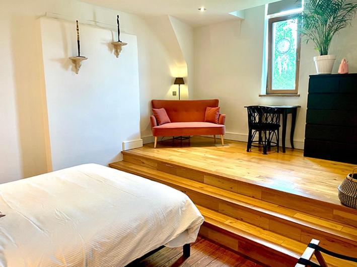 Homestay Villa O Виртон Екстериор снимка