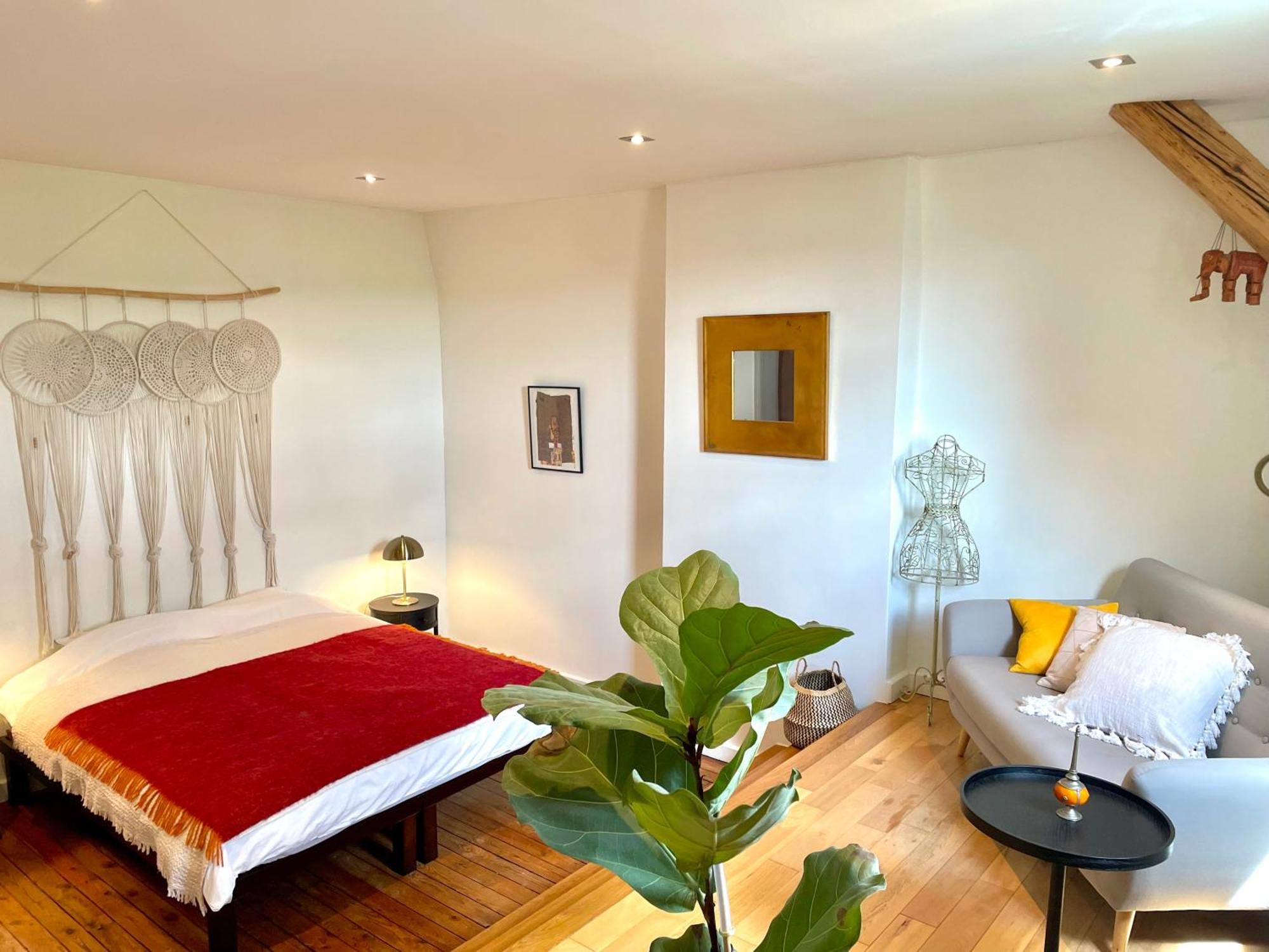 Homestay Villa O Виртон Екстериор снимка