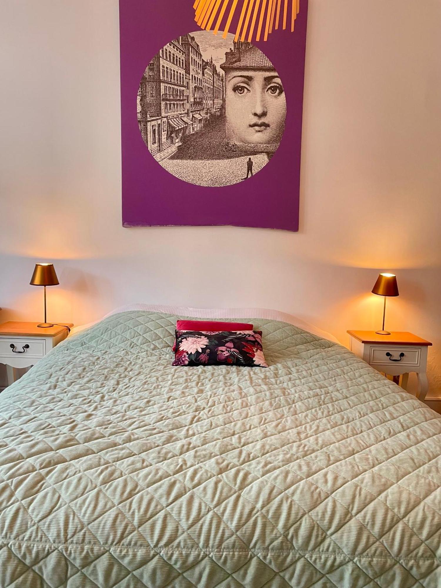Homestay Villa O Виртон Екстериор снимка