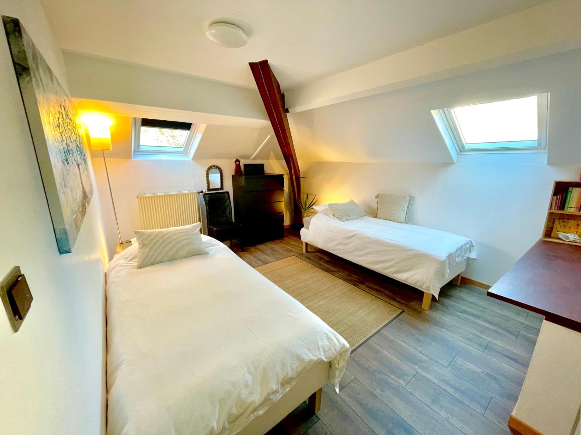 Homestay Villa O Виртон Екстериор снимка