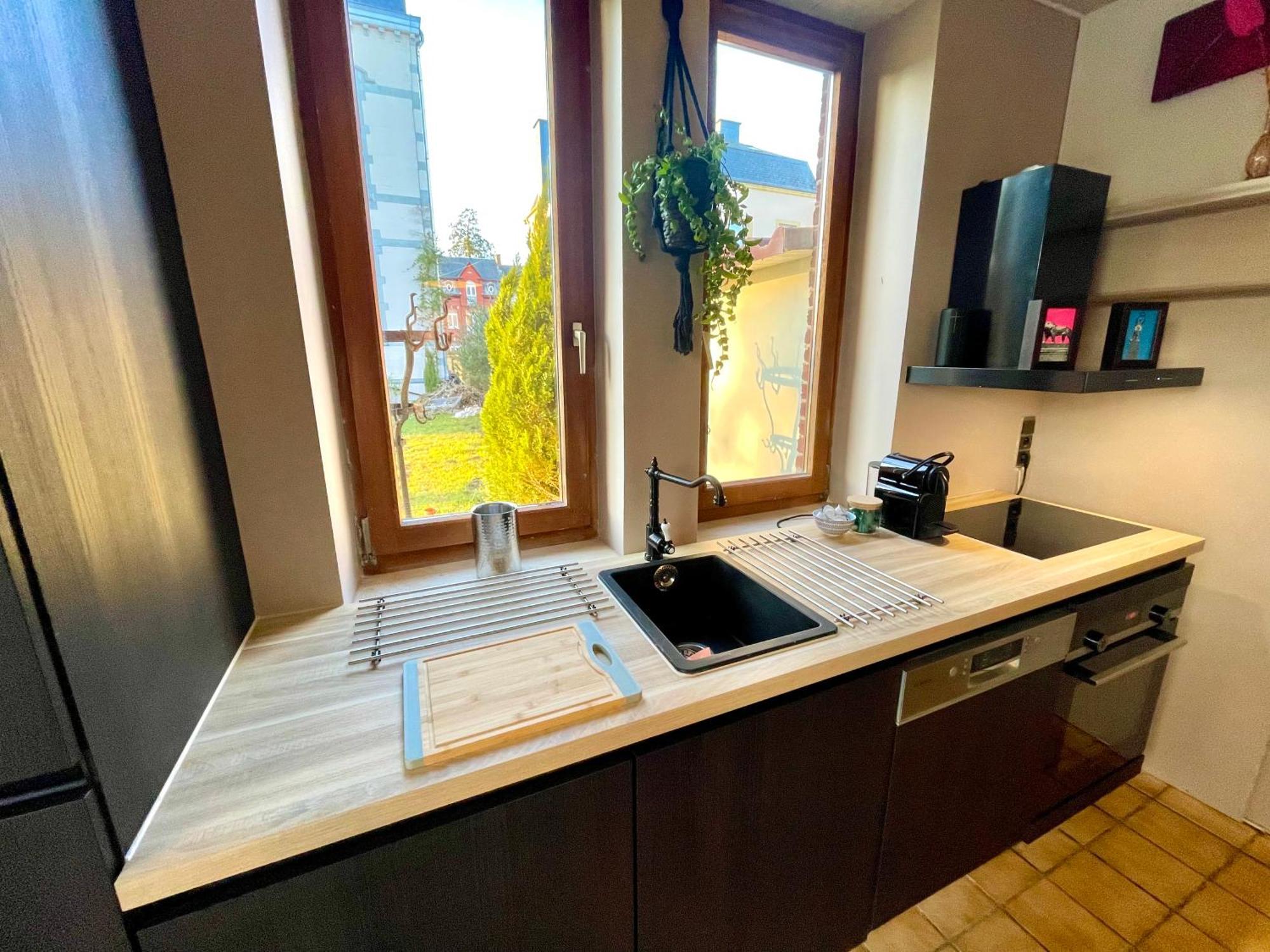 Homestay Villa O Виртон Екстериор снимка