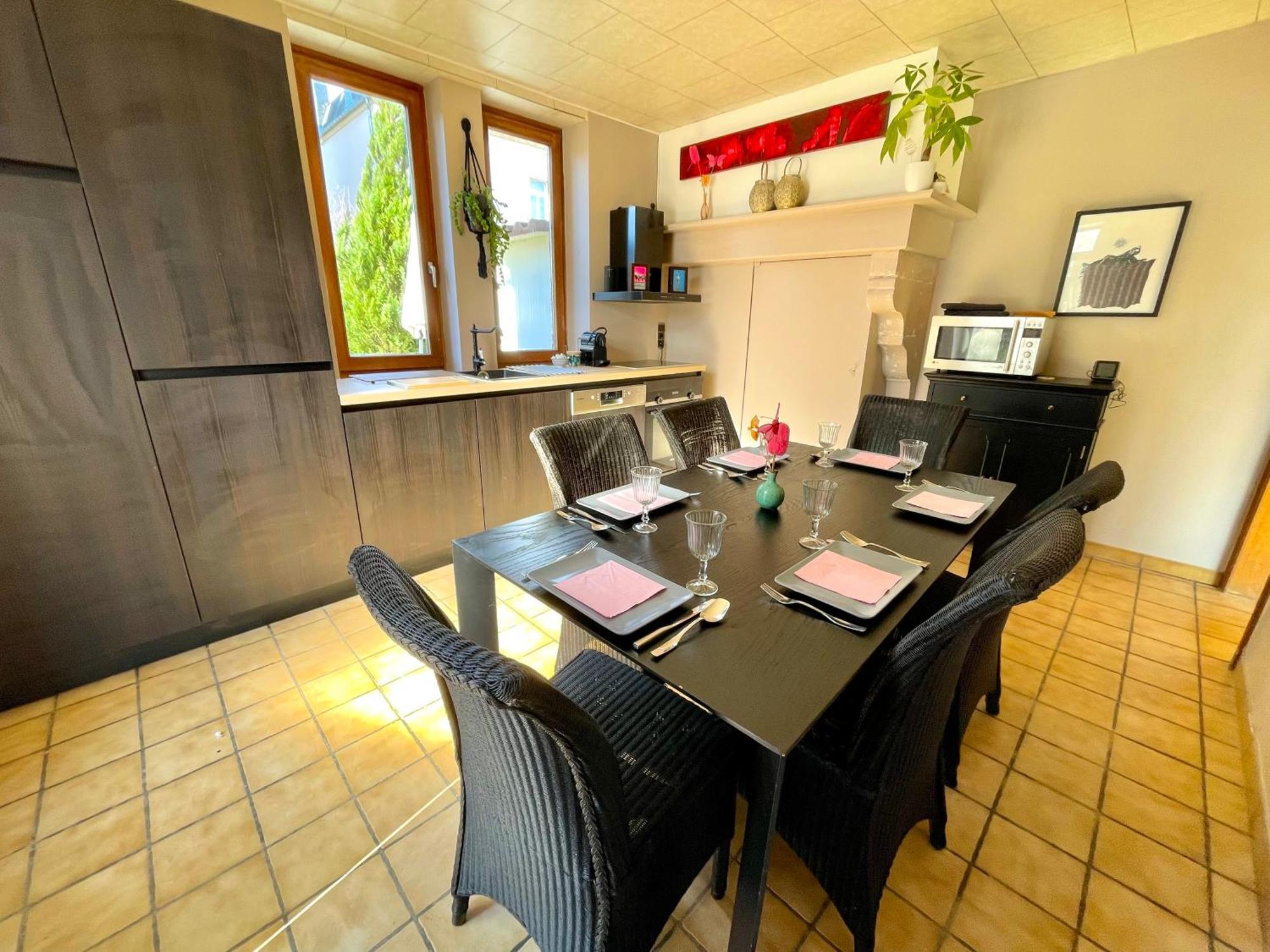 Homestay Villa O Виртон Екстериор снимка