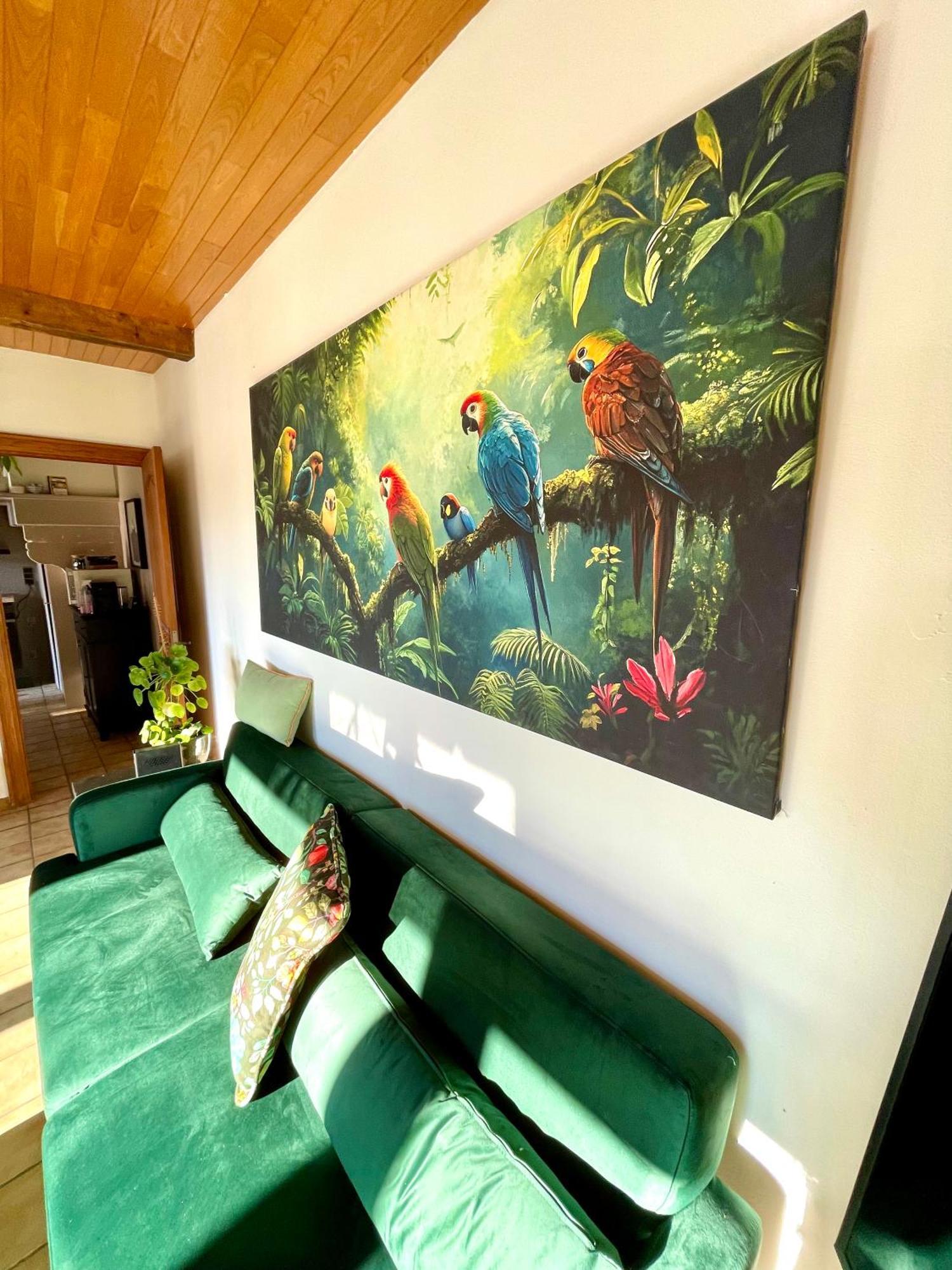 Homestay Villa O Виртон Екстериор снимка