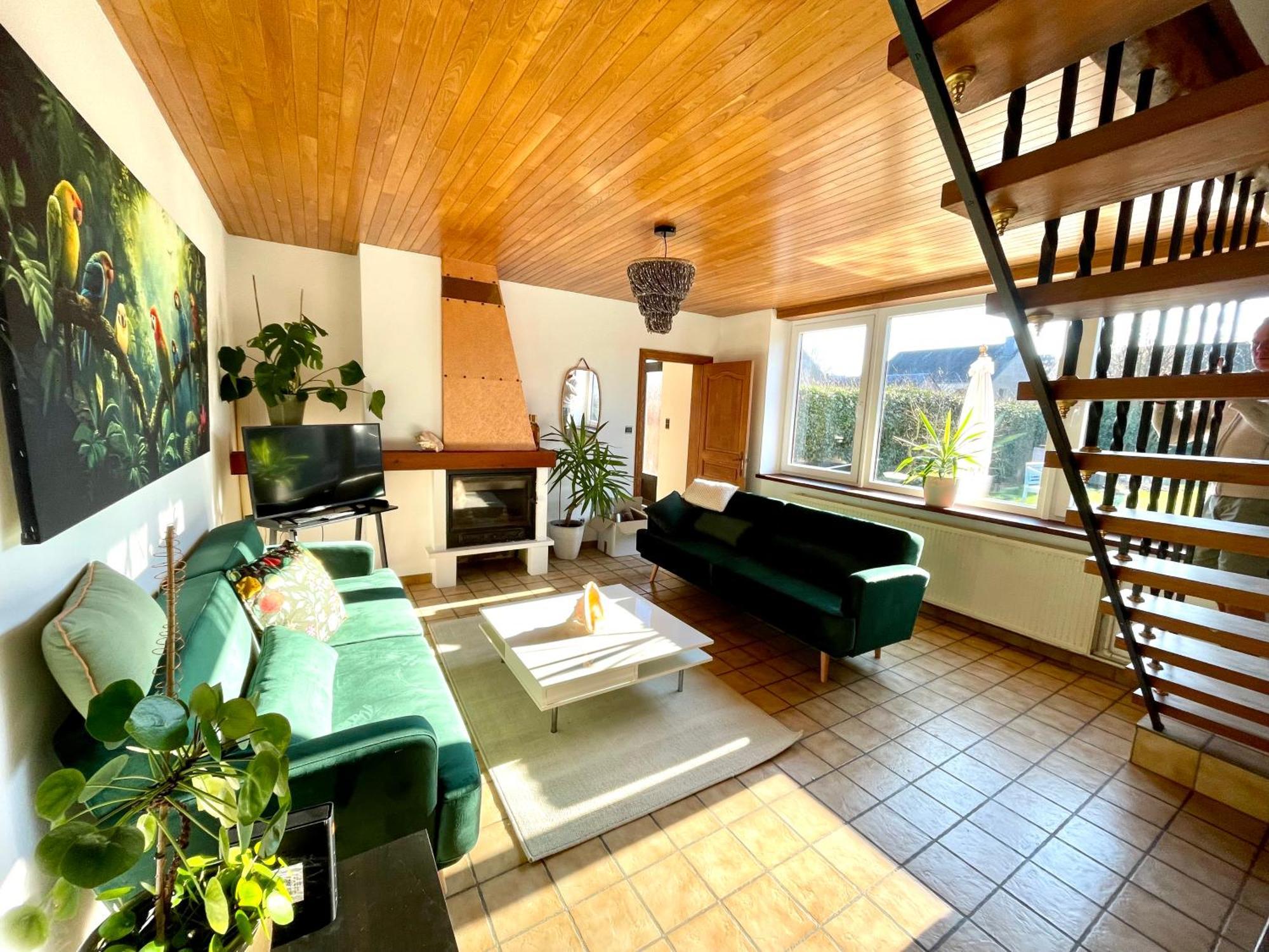 Homestay Villa O Виртон Екстериор снимка